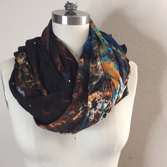 New Zara Blanket Scarf - Picture 3 of 5